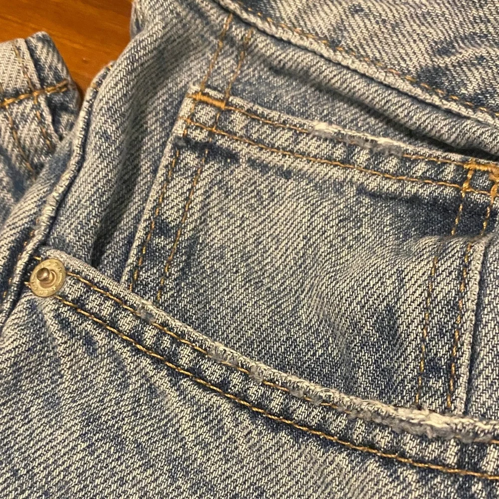 Zara Light Blue Relaxed Jeans - Picture 4 of 5